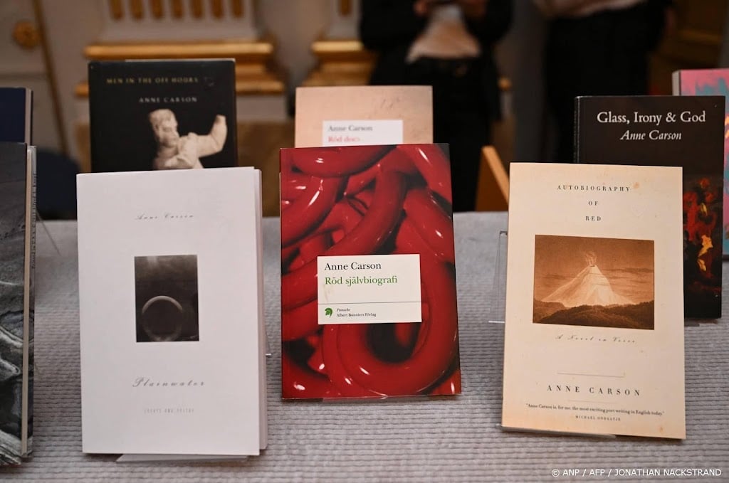 Nobelprijs voor Literatuur naar Canadese auteur Anne Carson