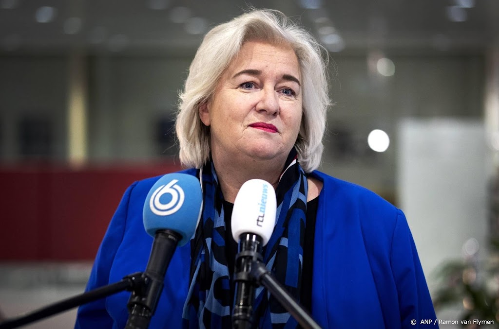 Burgemeester wil protest Greenpeace op Schiphol kunnen verbieden