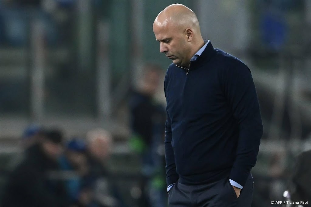 Coach Slot ziet Feyenoord 'perfect gespeeld uitduel' verliezen 