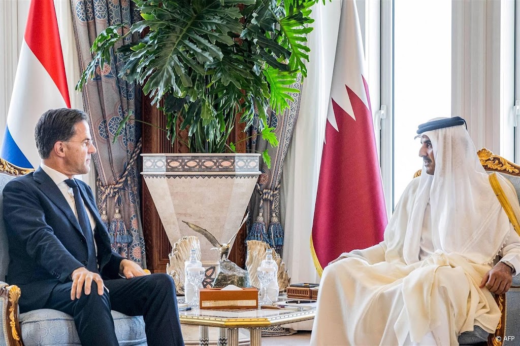 Rutte reist van Qatar naar Israël voor gesprek met Netanyahu