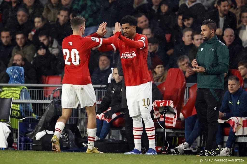 PSV boekt in Champions League cruciale zege (1-0) op RC Lens