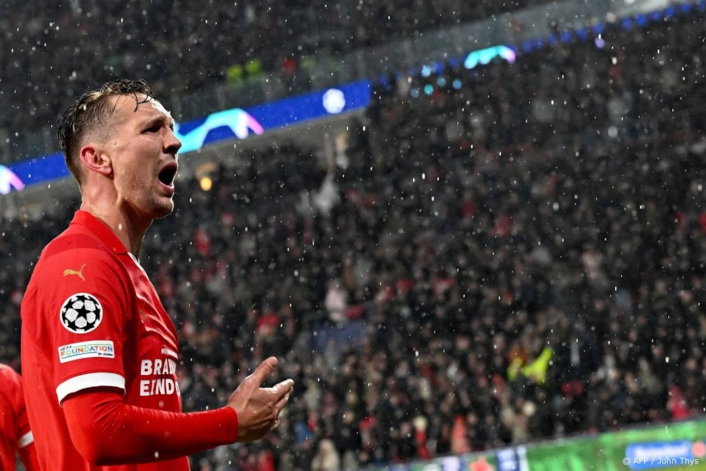 PSV houdt met eerste CL-zege sinds 2015 zicht op achtste finales