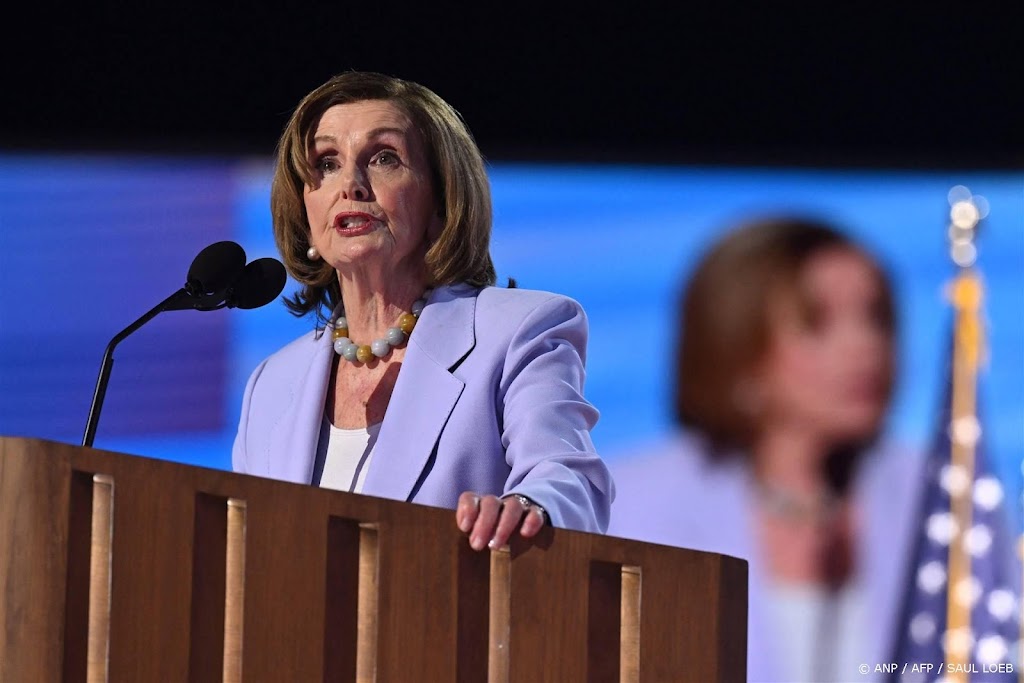 Pelosi geeft teleurstelling toe over Bidens late uitstappen