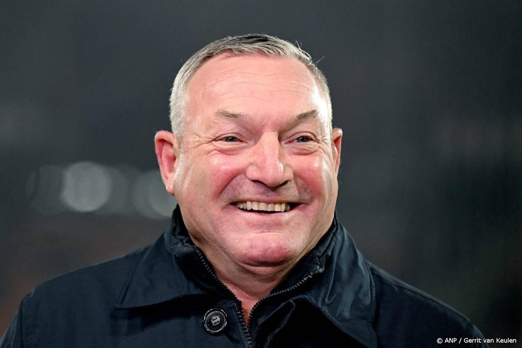 Coach Jans weet niet wat hem overkomt met tweede plek FC Utrecht