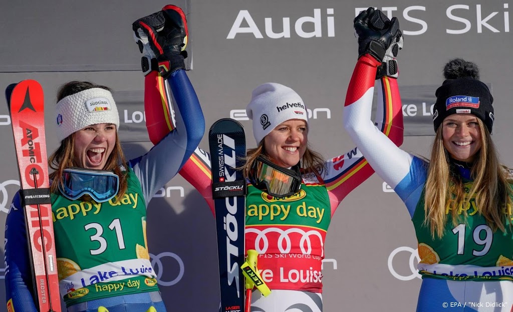 Rebensburg wint eerste wereldbeker super-G