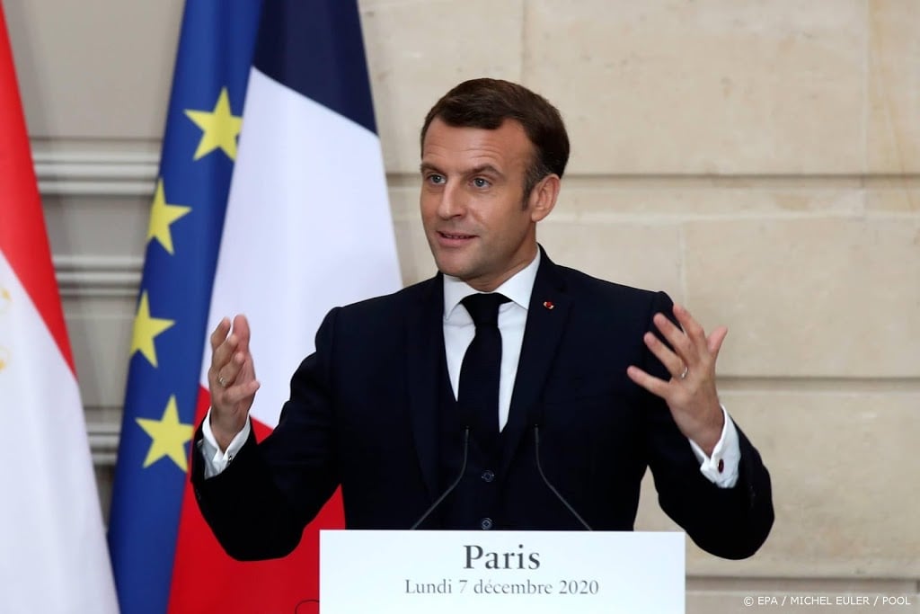 'Macron: relatie tussen burgers en politie moet beter'