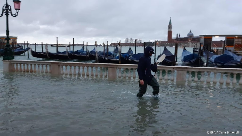 Venetië staat blank, waterkering werkt niet