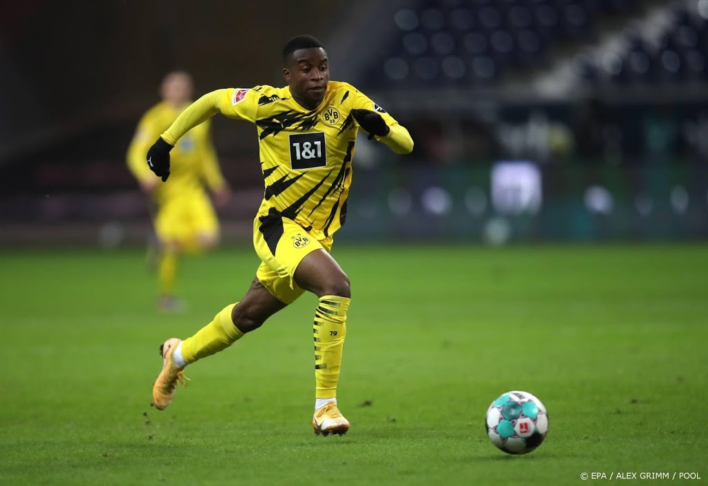 Moukoko jongste speler ooit in Champions League