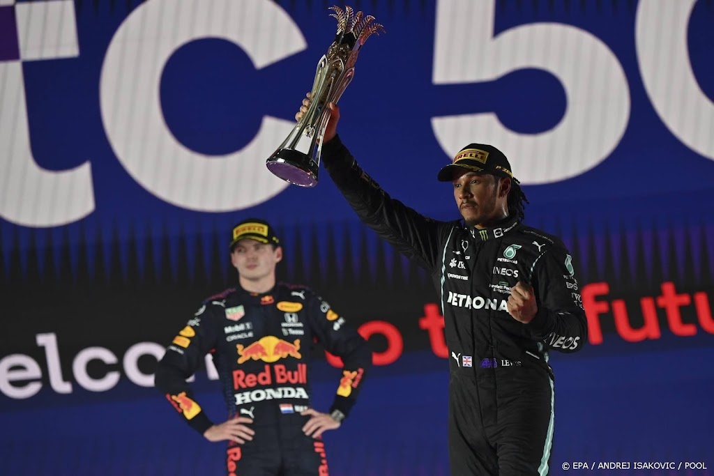 Hamilton vreest geen crash met Verstappen in slotrace Abu Dhabi