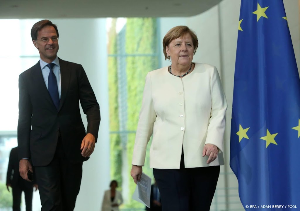 Rutte wenst nieuwe bondskanselier Scholz succes, bedankt Merkel