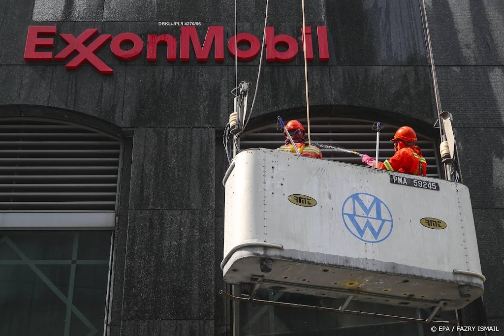 Olieconcern ExxonMobil stijgt op licht herstellend Wall Street