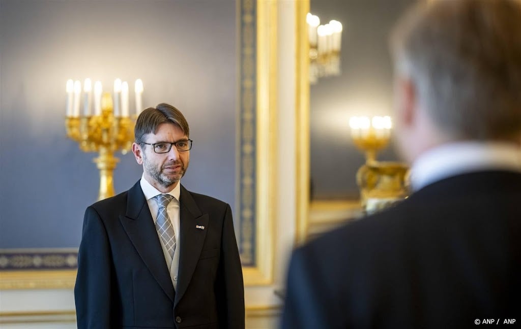 Staatssecretaris noemt gang van zaken rond Op1 'pijnlijk'