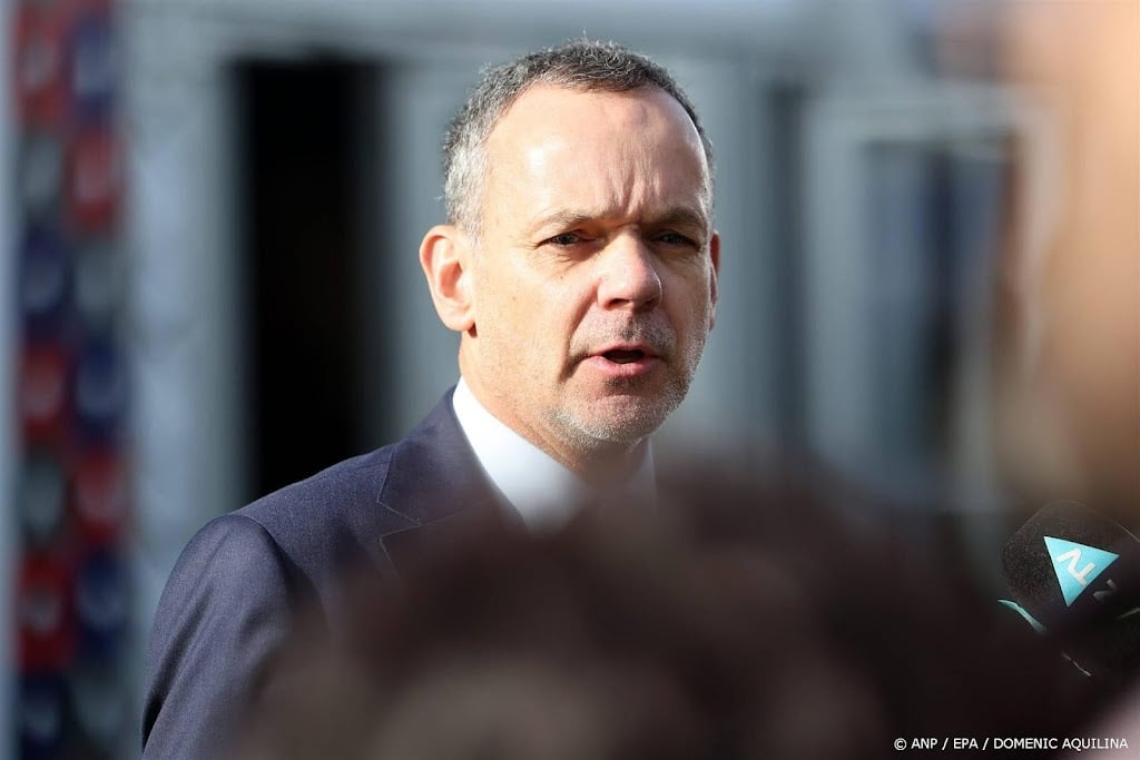 Minister Veldkamp bezorgd over minderheden in Syrië