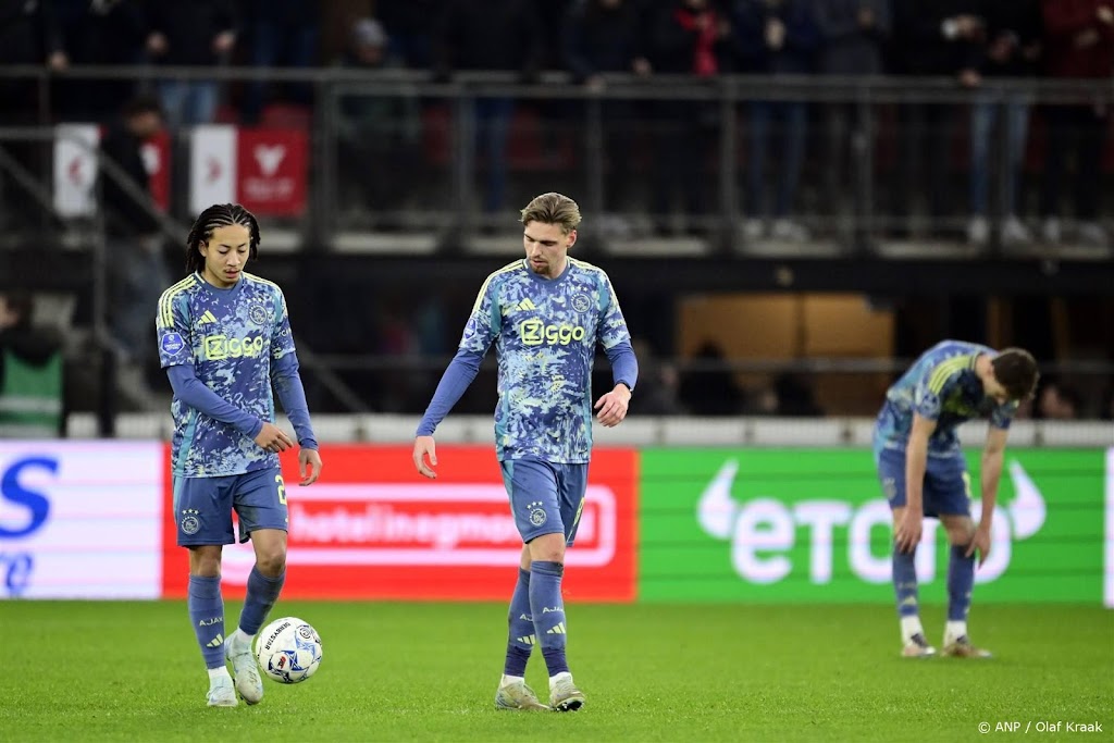 Ajax verliest bij AZ en snakt naar winterstop