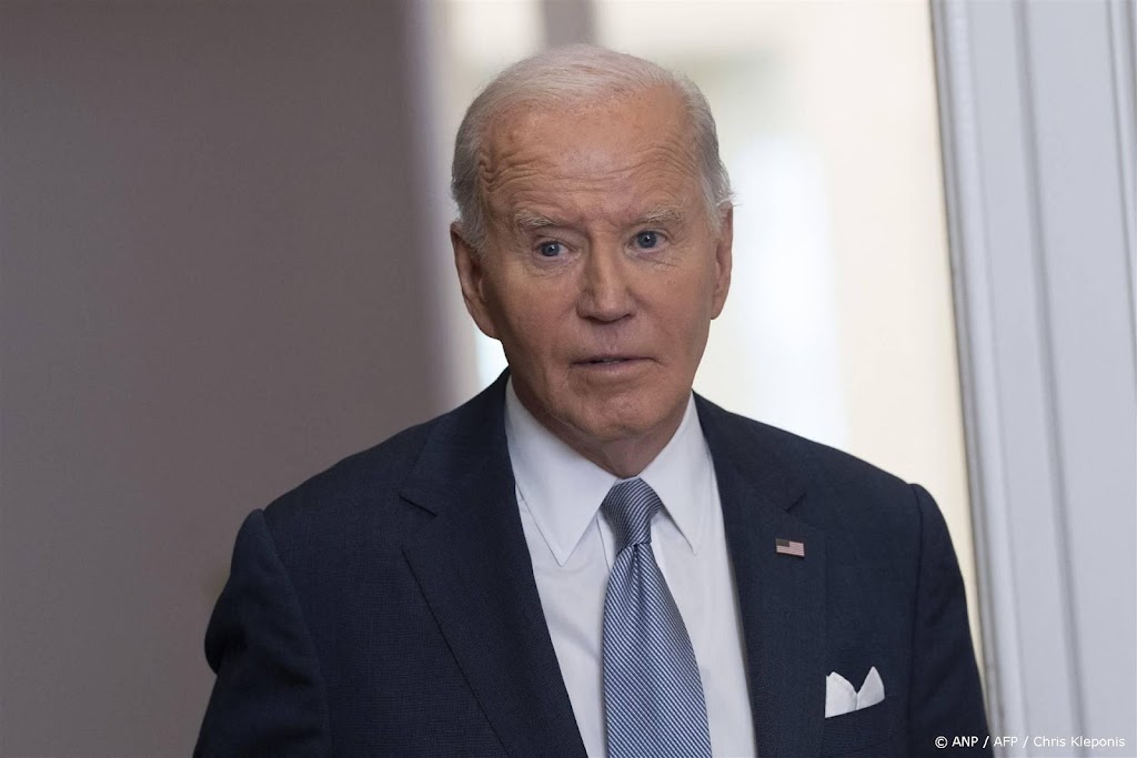 Biden wijst op terroristische verleden Syrische rebellengroepen