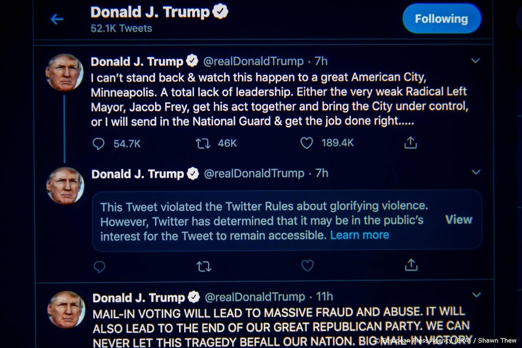Twitter blokkeert Trump vanwege risico tot aanzetten van geweld