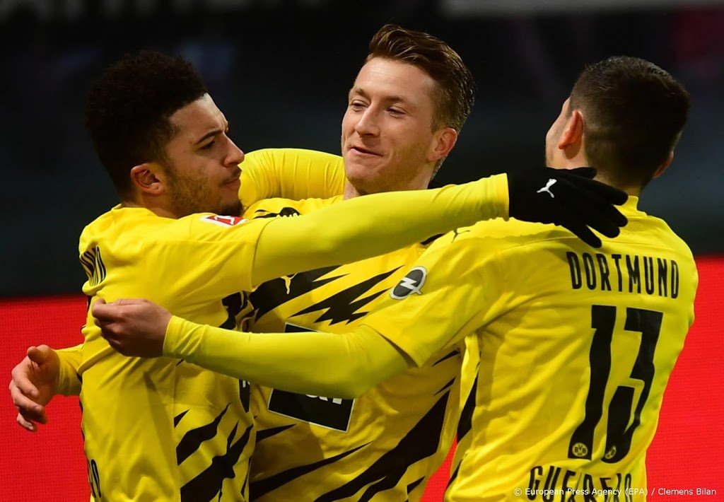 Borussia Dortmund houdt RB Leipzig van koppositie