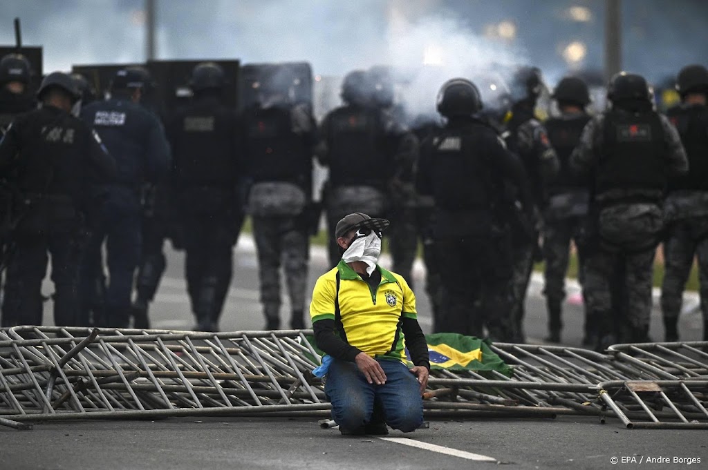 Rutte: onacceptabel geweld tegen instituties in Brasilia