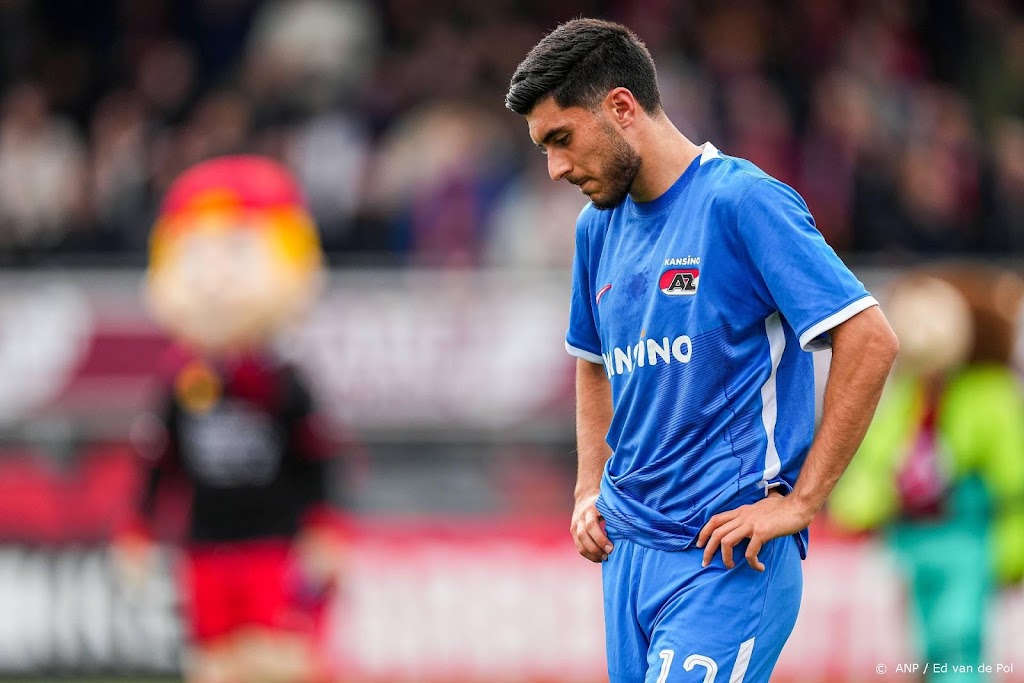 Jong AZ wint na twee penalty's bij hekkensluiter Jong FC Utrecht