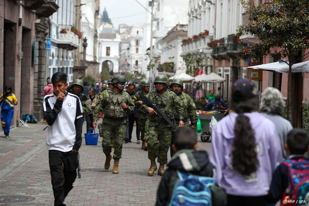 President: Ecuador in staat van intern gewapend conflict