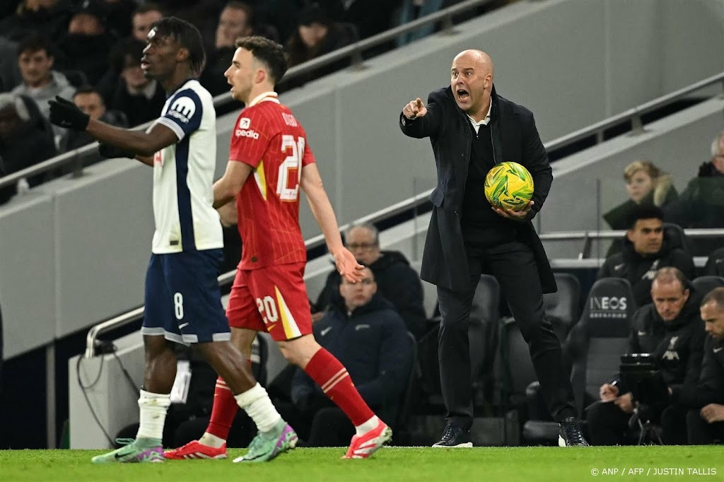 Slot en Van Dijk hekelen uitblijven rode kaart Spurs