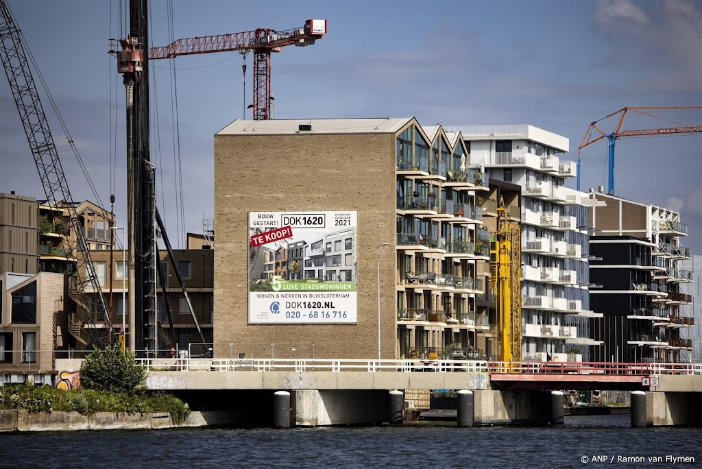 Makelaars: woningaanbod in Amsterdam hard gestegen, krapte blijft
