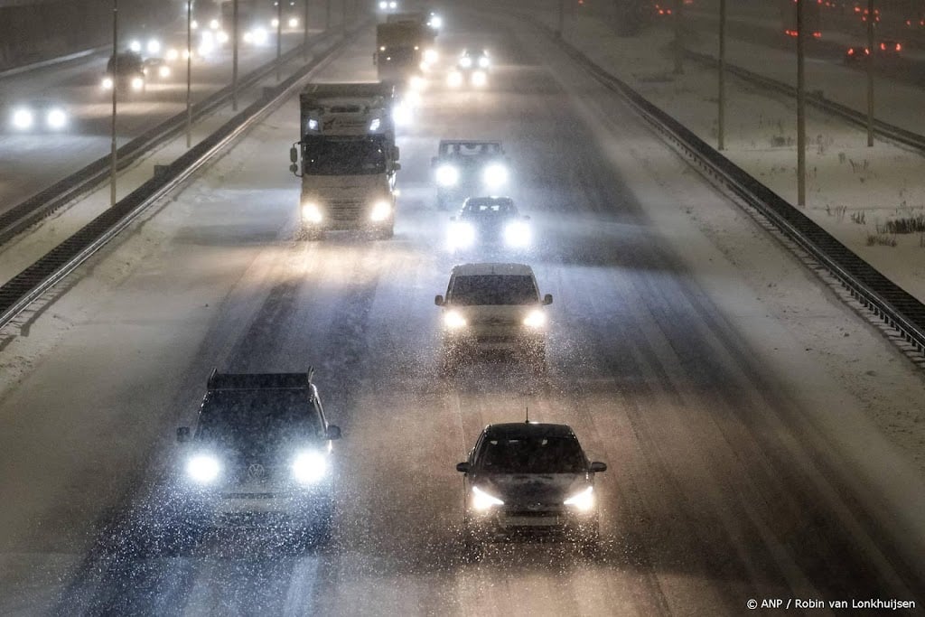 CNV: veel werknemers voelen zich onveilig op de weg door sneeuw
