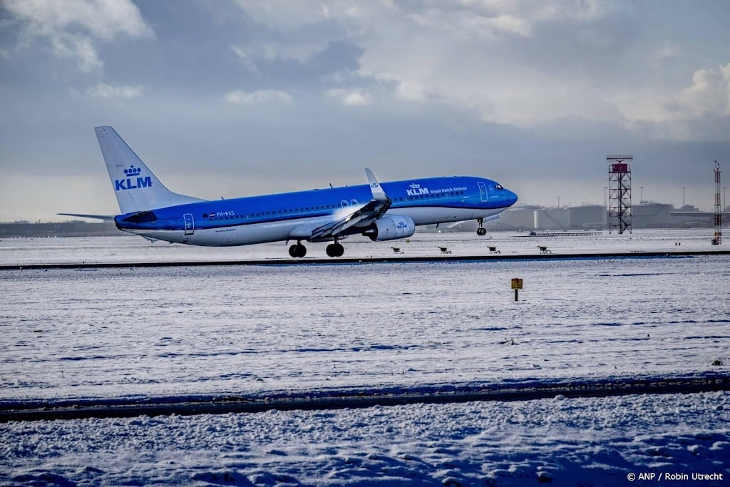 KLM annuleert zaterdag geen vluchten op Schiphol 