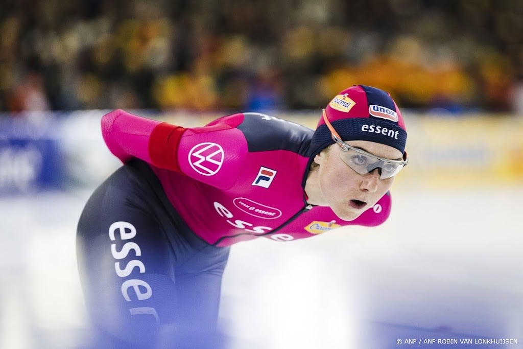 Schaatsster In 't Hof op EK derde op 3000 meter, goud Wiklund