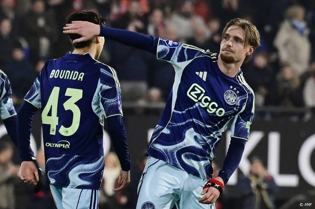 Ajax verkoopt Taylor voor ruim 16,8 miljoen euro aan Lazio