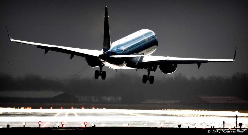 120 vluchten van en naar Schiphol geannuleerd