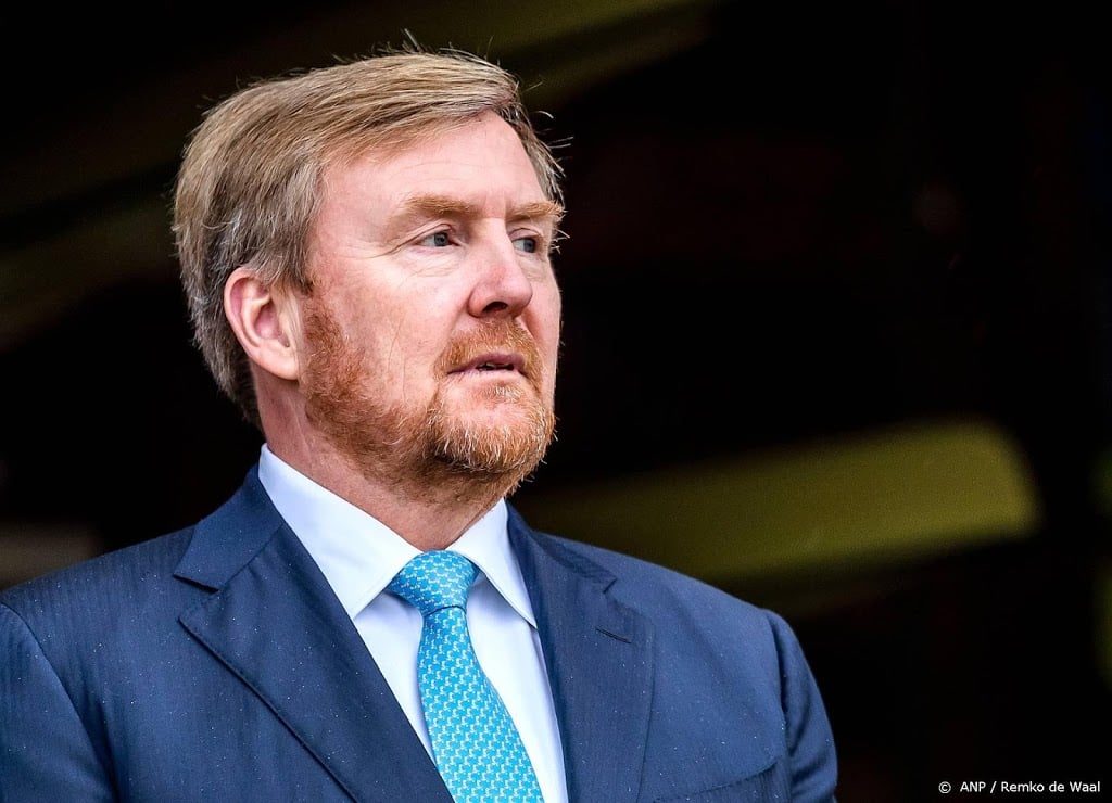 Kamer wil staatsbezoek koning aan Suriname