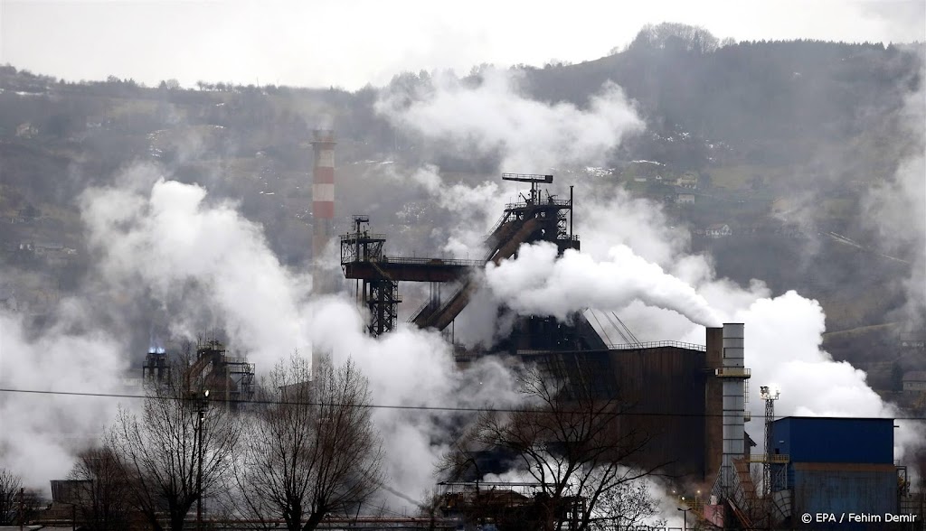 Staalconcern ArcelorMittal merkt zwakkere vraag en lagere prijzen
