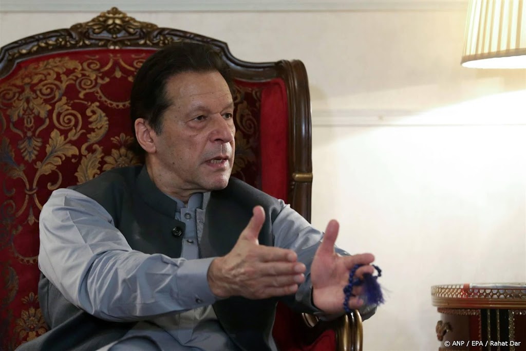 Na Sharif claimt ook Khan overwinning in Pakistaanse verkiezingen