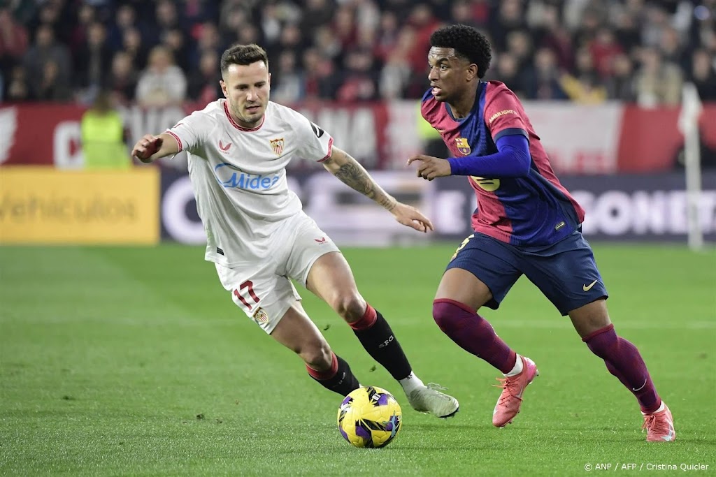 FC Barcelona verkleint achterstand met zege bij Sevilla