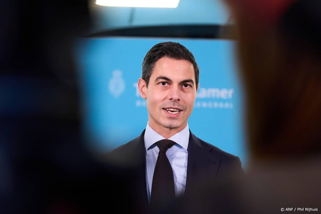 Jetten hoopt stikstofcrisis met 'frisse blik' op te lossen