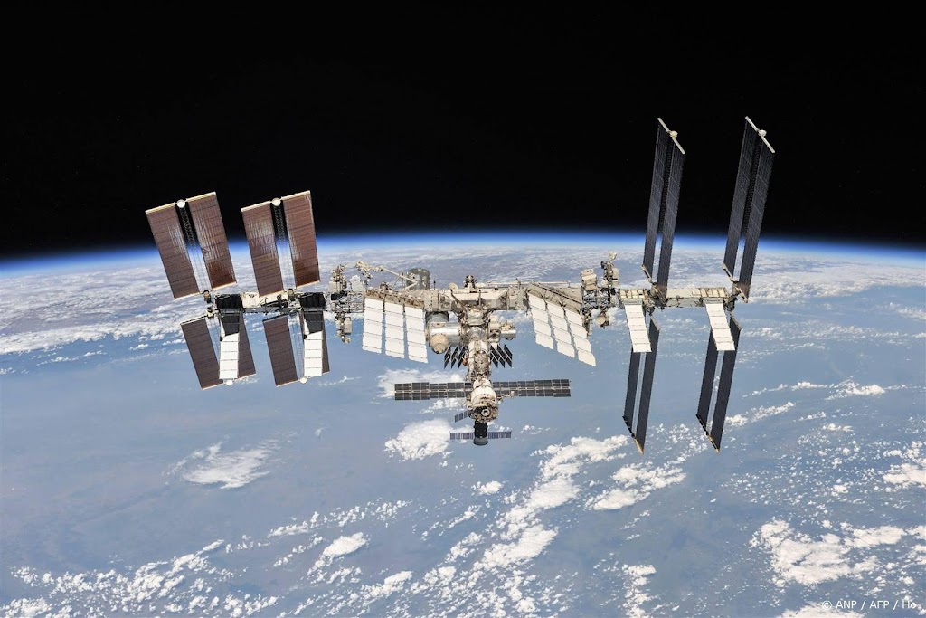 Batterijen ruimtestation ISS in Atlantische Oceaan gestort