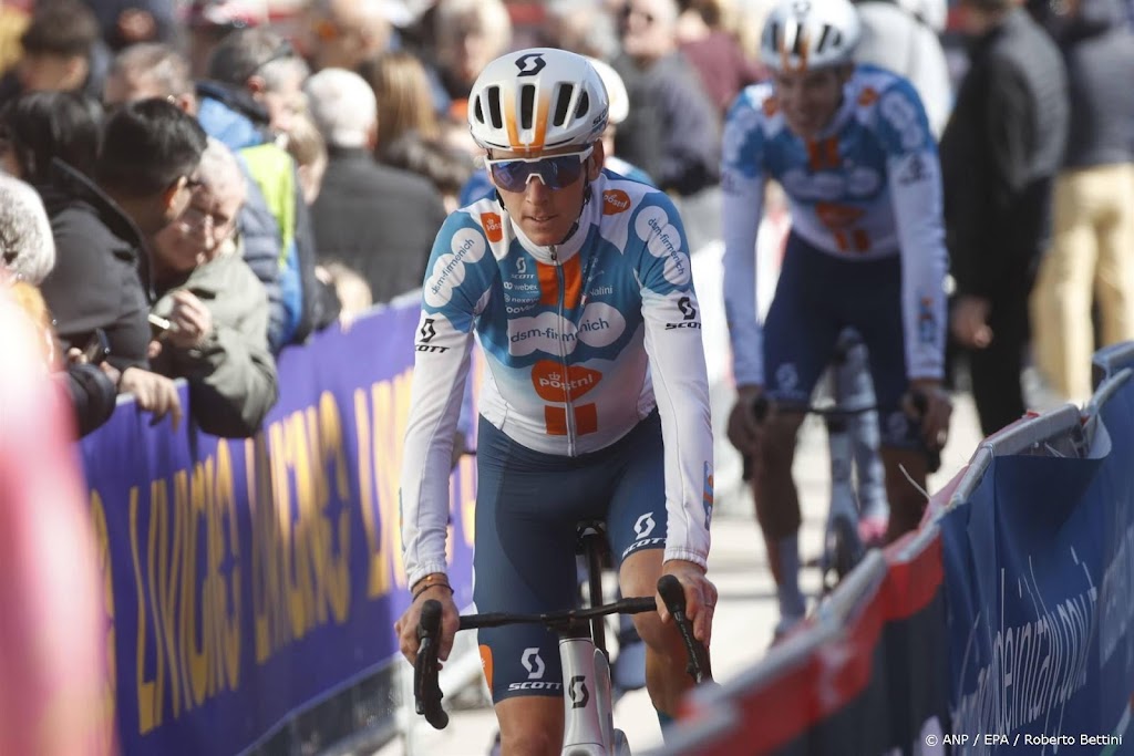 Bardet heeft hersenschudding en stapt af in Tirreno-Adriatico