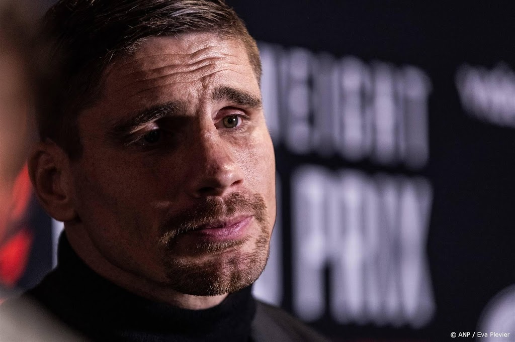 Kickboksers Verhoeven en Rigters naar finale van Glory Grand Prix