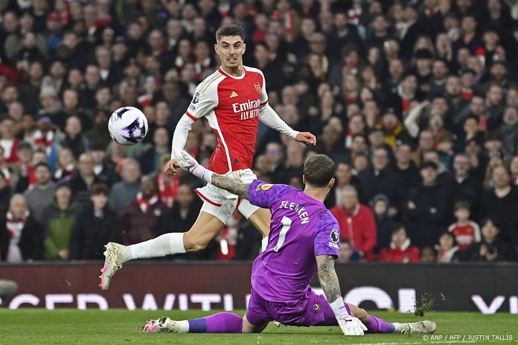Arsenal neemt koppositie over na nipte zege op Brentford
