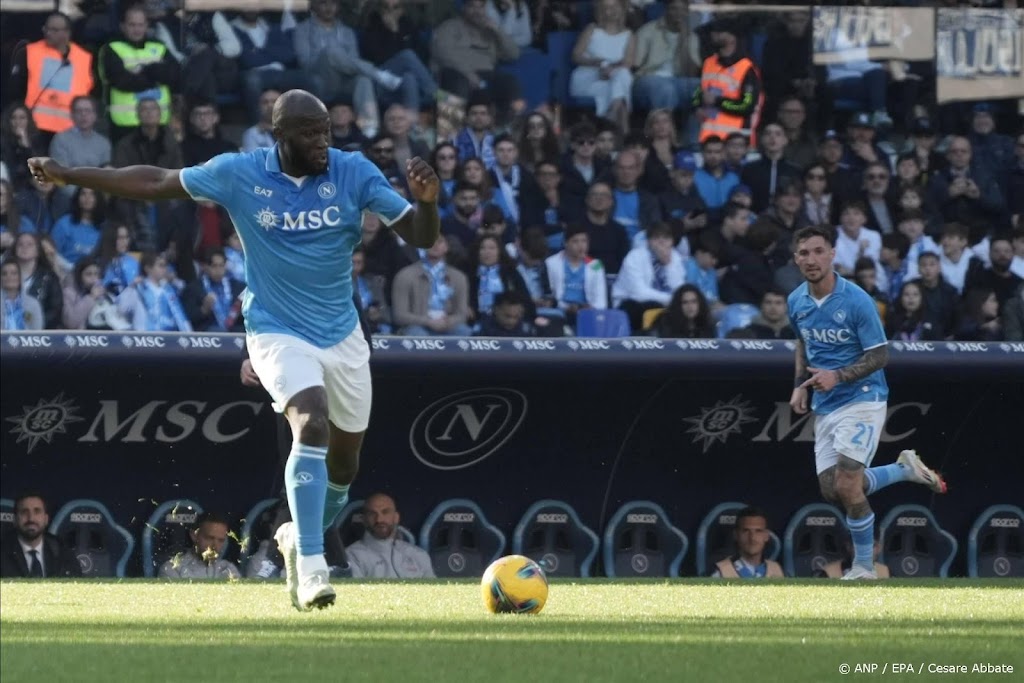 Napoli boekt tegen Fiorentina eerste competitiezege sinds januari