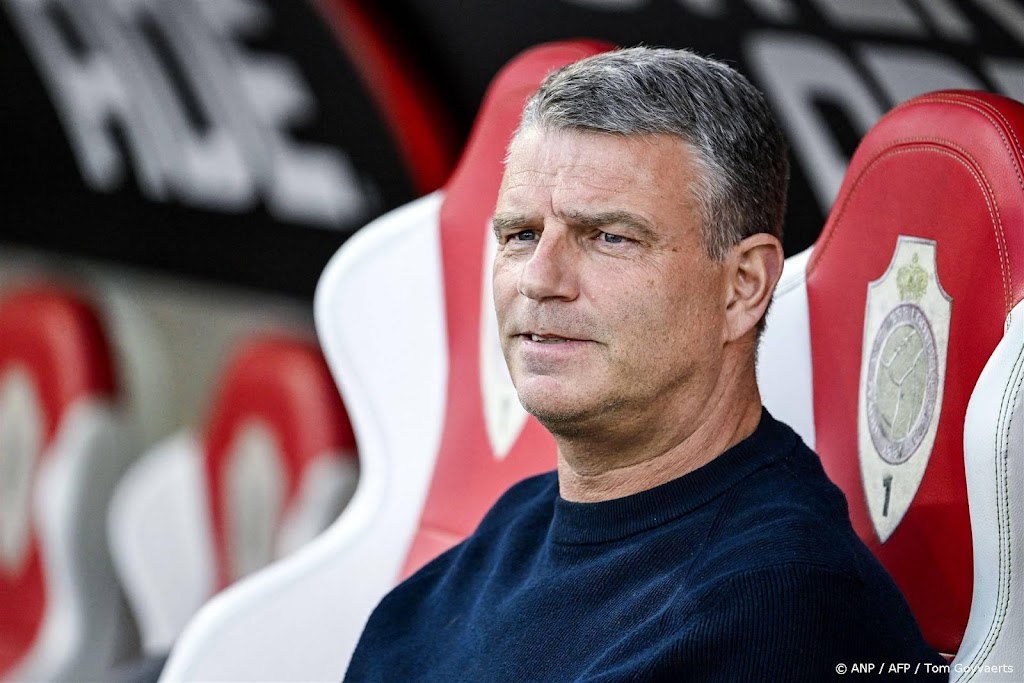 Herstelde Ulderink verliest eerste duel als trainer van Antwerp