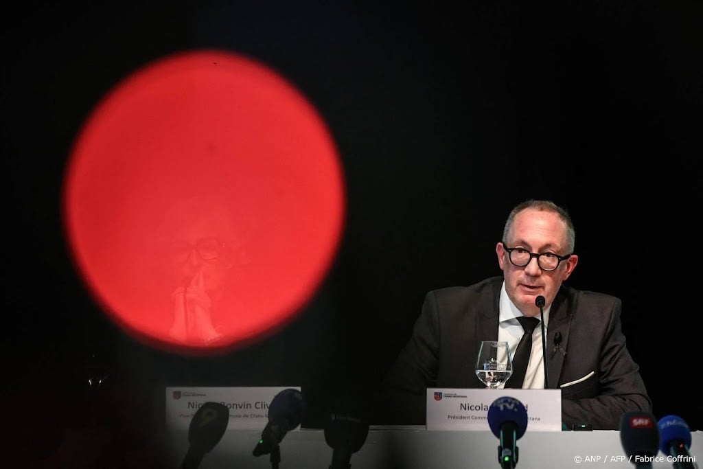 Onderzoek naar burgemeester Crans-Montana na dodelijke brand bar