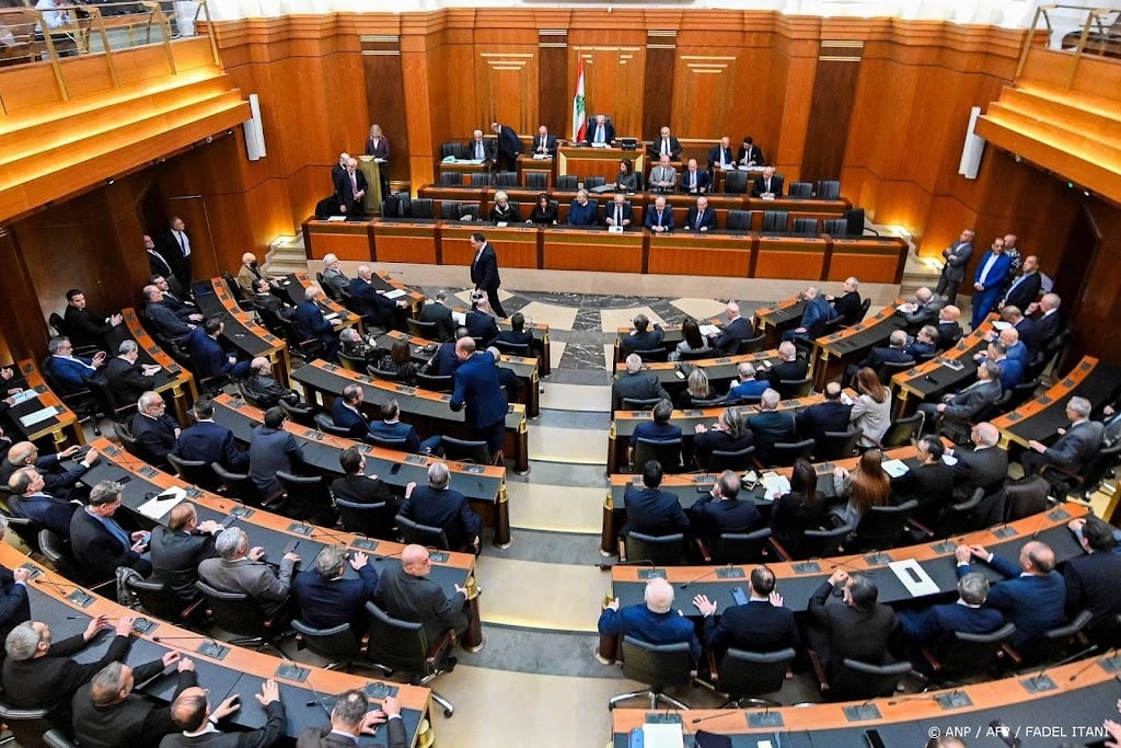 Libanees parlement schuift verkiezingen twee jaar vooruit 