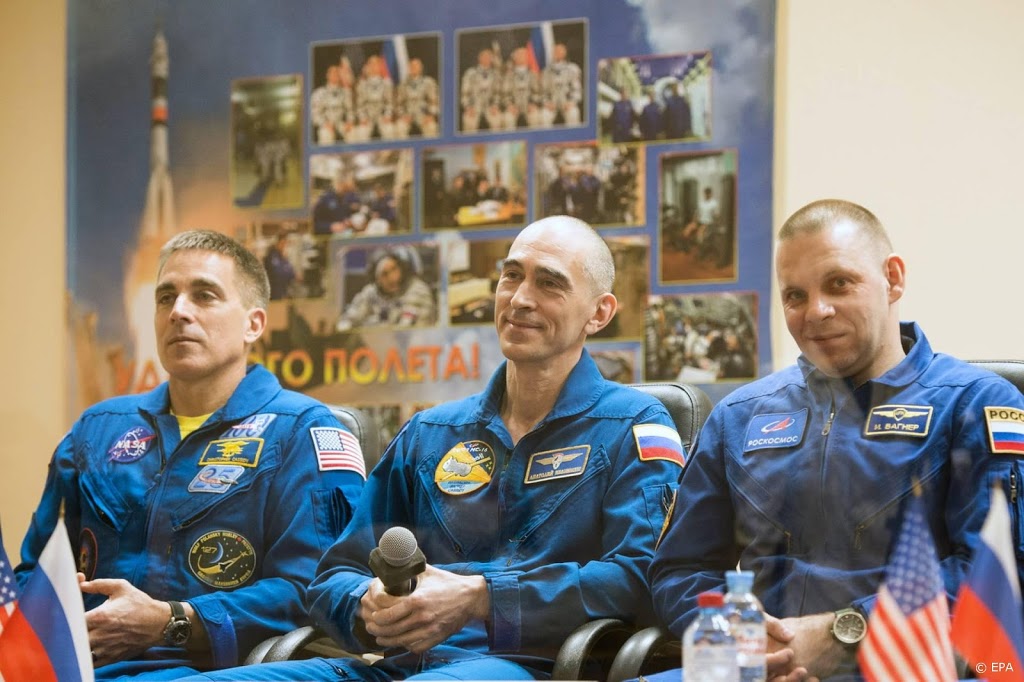 Nieuwe bemanningsleden voor ISS de ruimte in
