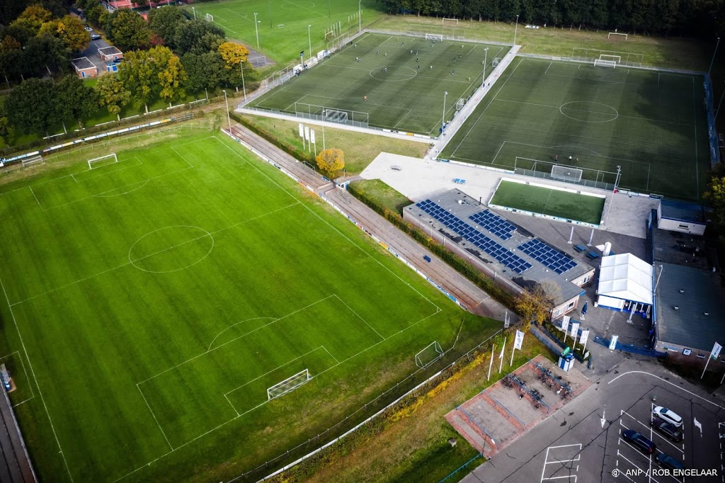 Hockey en voetbal pleiten voor versoepelingen buitensport