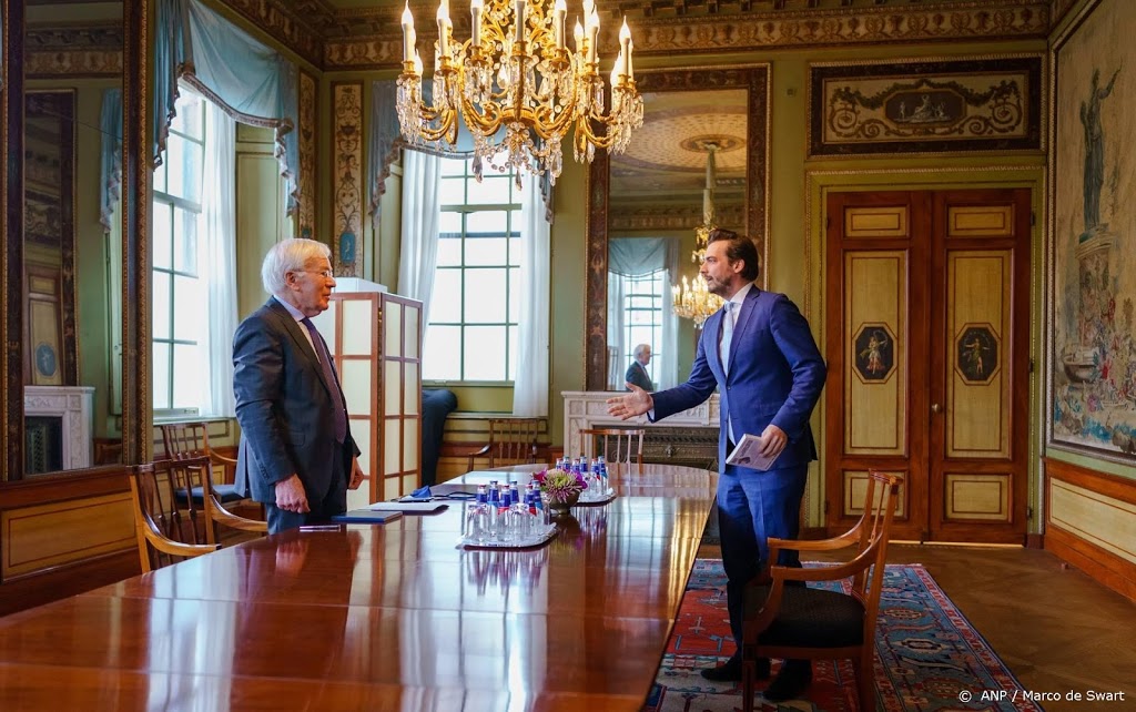 Baudet pleit opnieuw voor zakenkabinet, zonder Rutte