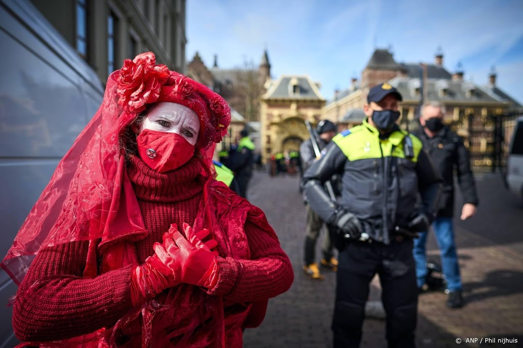 Politie: burgemeester verbiedt demonstratie bij Binnenhof