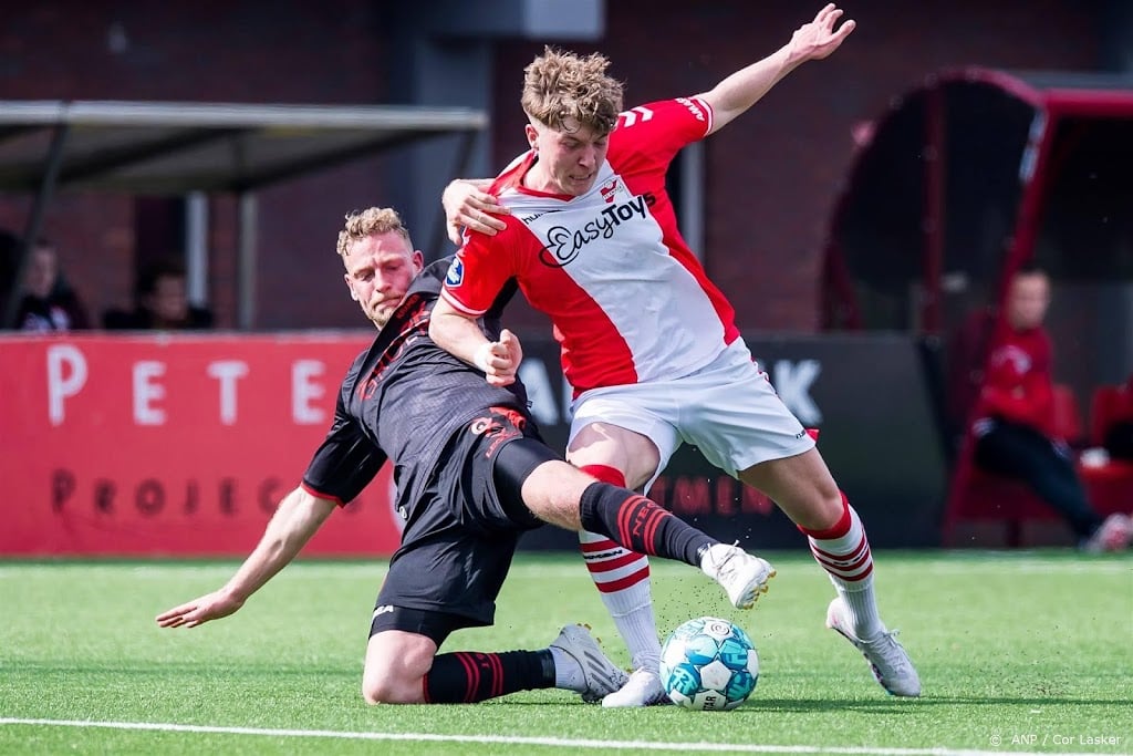 NEC komt zonder Tannane niet tot scoren bij FC Emmen