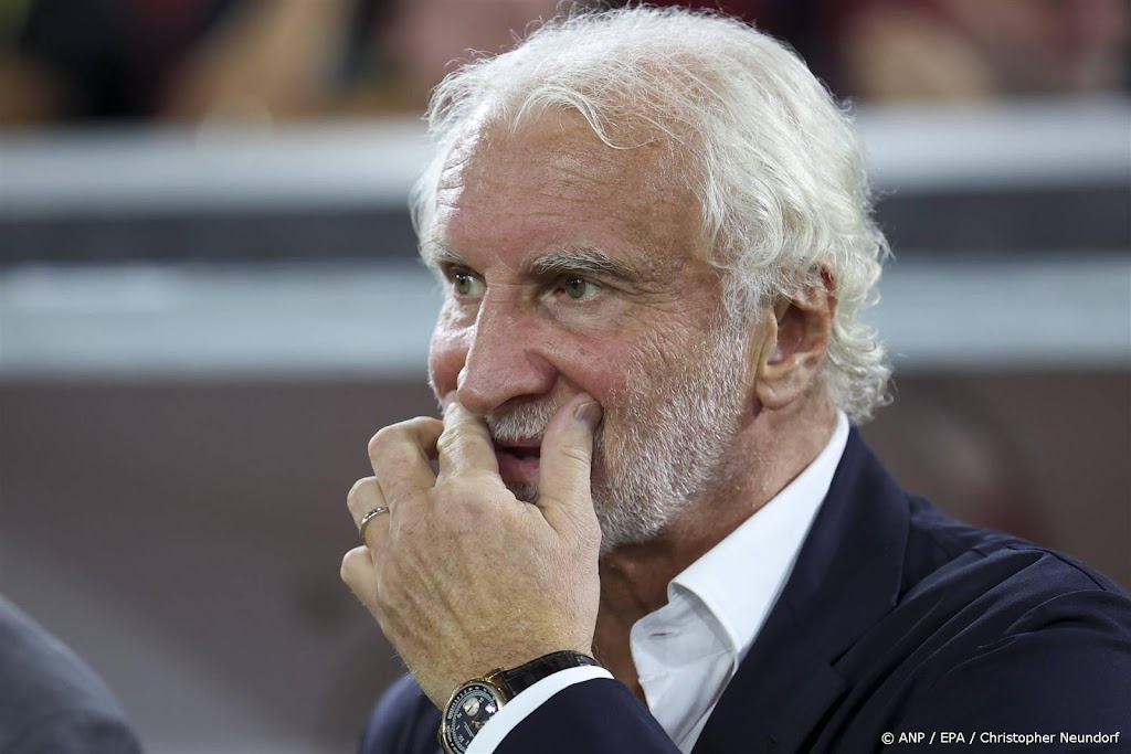 Sportief directeur Völler blijft langer bij Duitse voetbalbond 